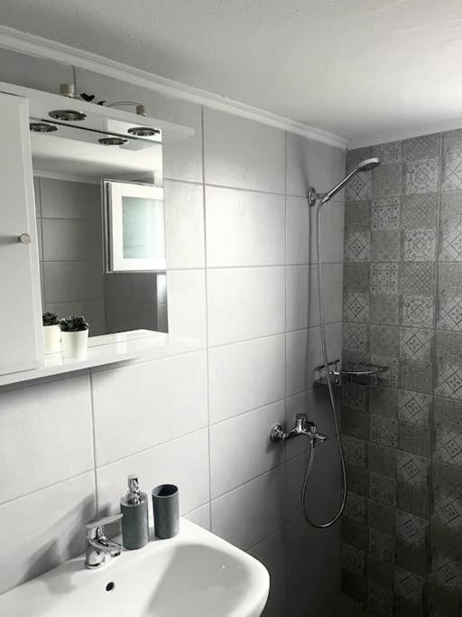 Eirini'S House Apartment Paralia Dionysiou Exterior photo